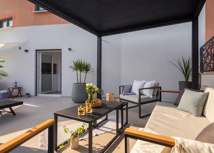 Luxury Apartment Silvery In Split Center With Jacuzzi, Sauna And Parking